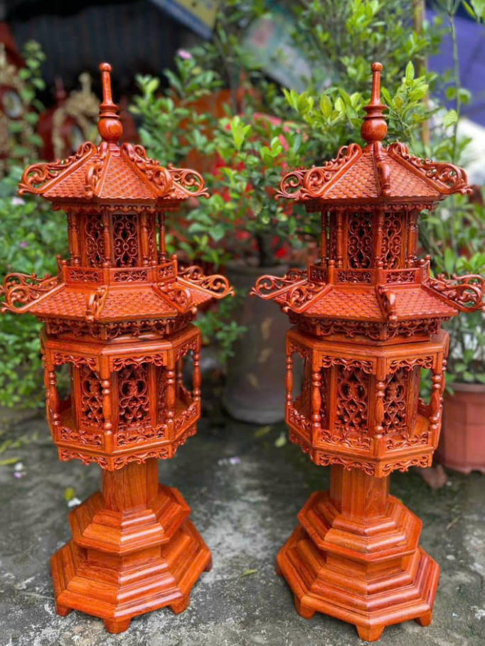 Đèn tháp Văn Xương 9 tầng gỗ hương 3.png